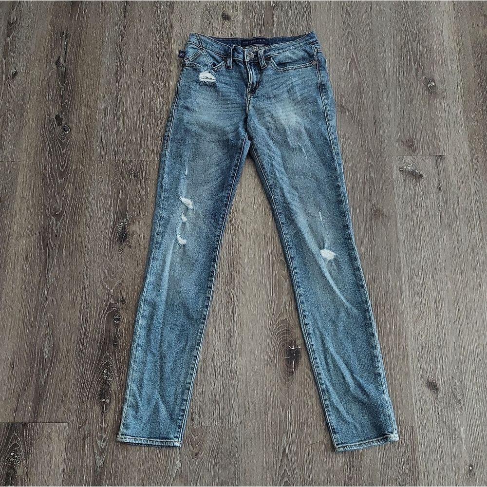 Rock & Republic Berlin Distressed Mid Rise Skinny Jeans Size 6